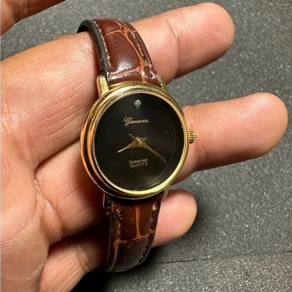 Genevex Ladies Watch Diamond Quartz Brown Leather Band Round Black Dial Working - Picture 4 of 6